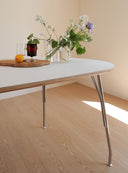 Prop Oval Table - Classic