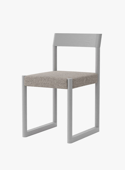 ROUND B DINING CHAIR