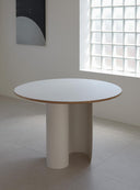 Silhouette Round Table