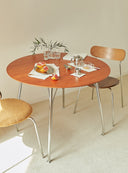 Prop Round Table - Essential