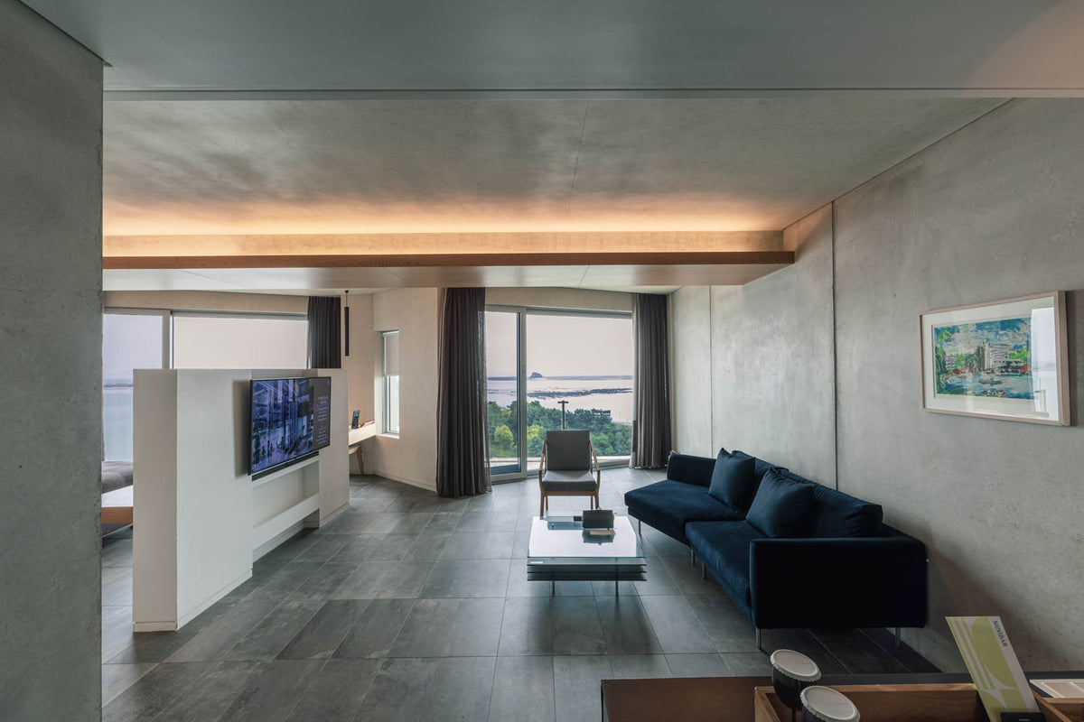 Nest Hotel