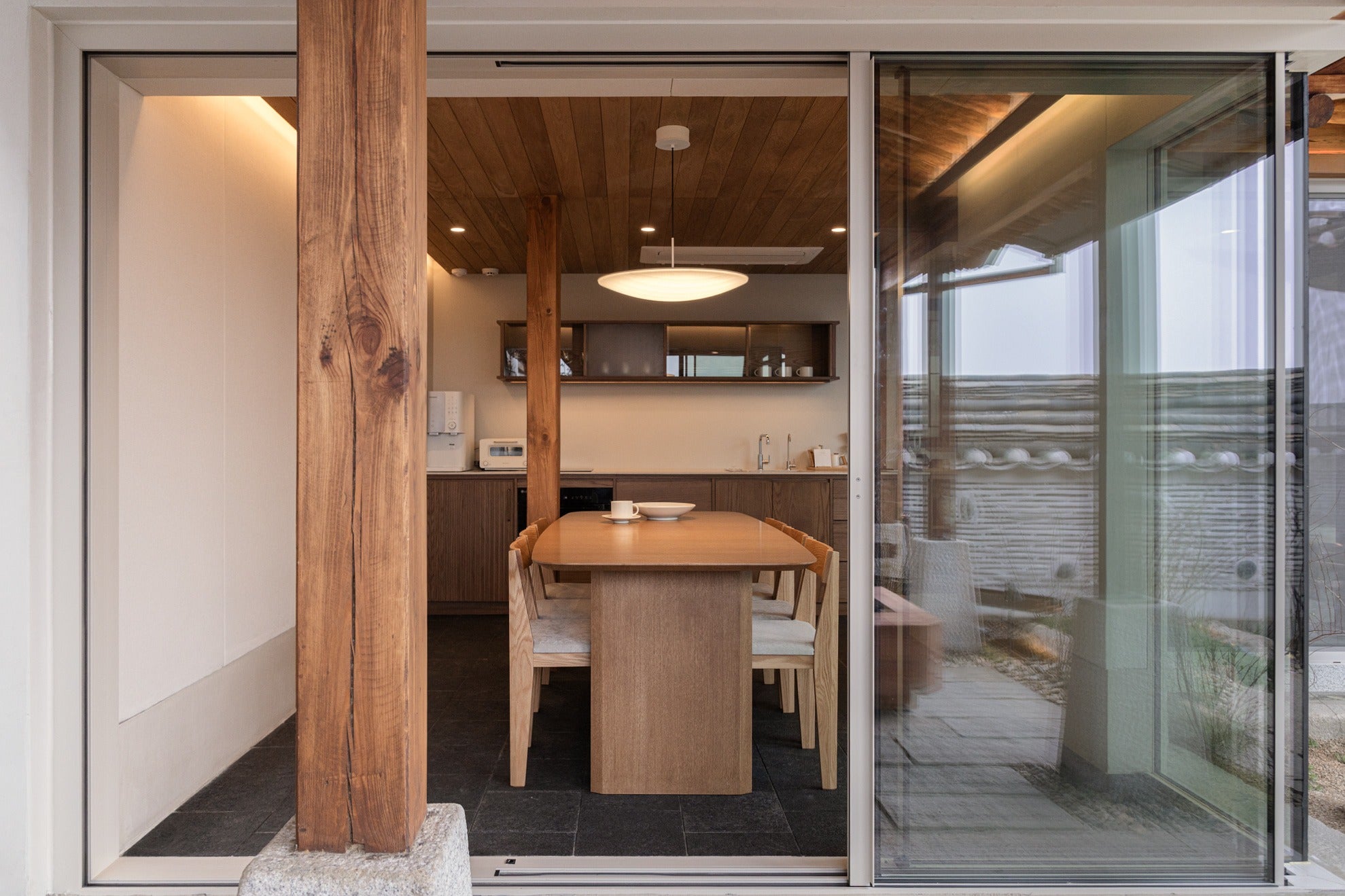 韓屋エッセイ西村（HANOK ESSAY SEOCHON )