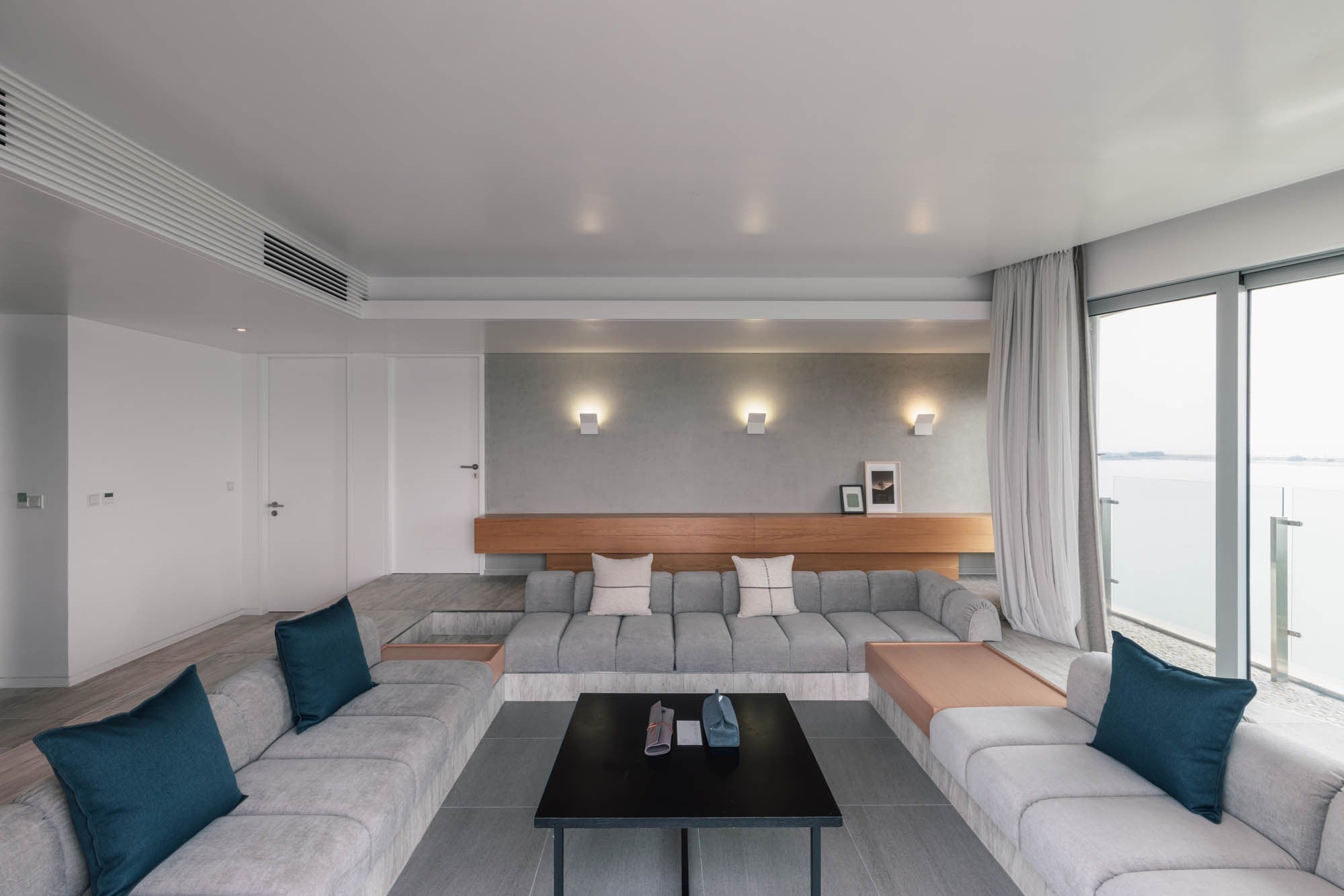 Nest Hotel