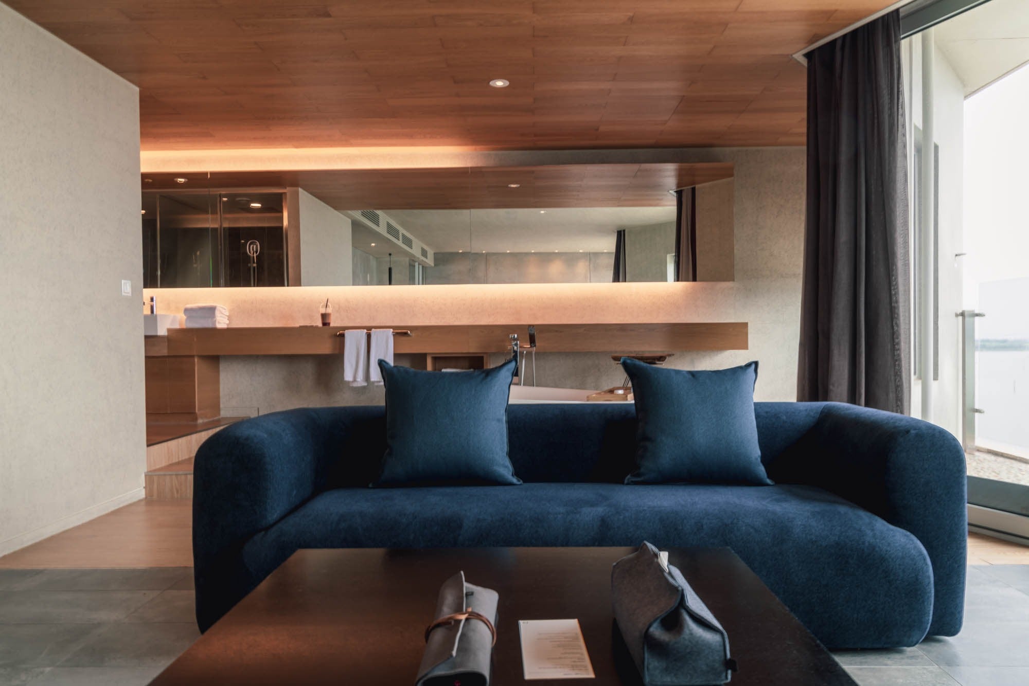 Nest Hotel