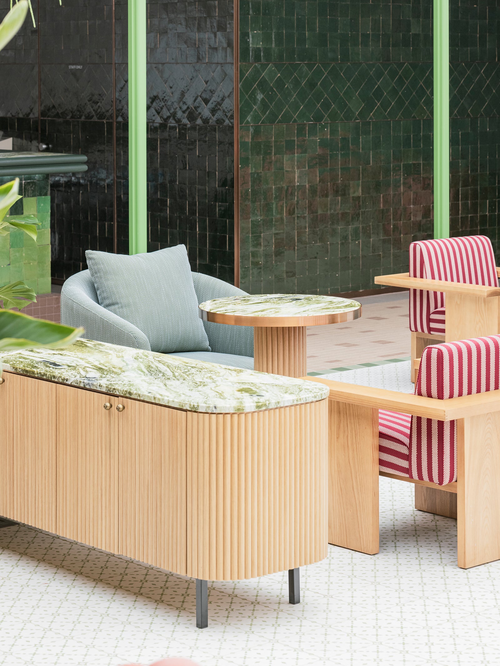 オリーブヤングN SEONGSU